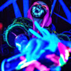 Meet your Posher, Jinx